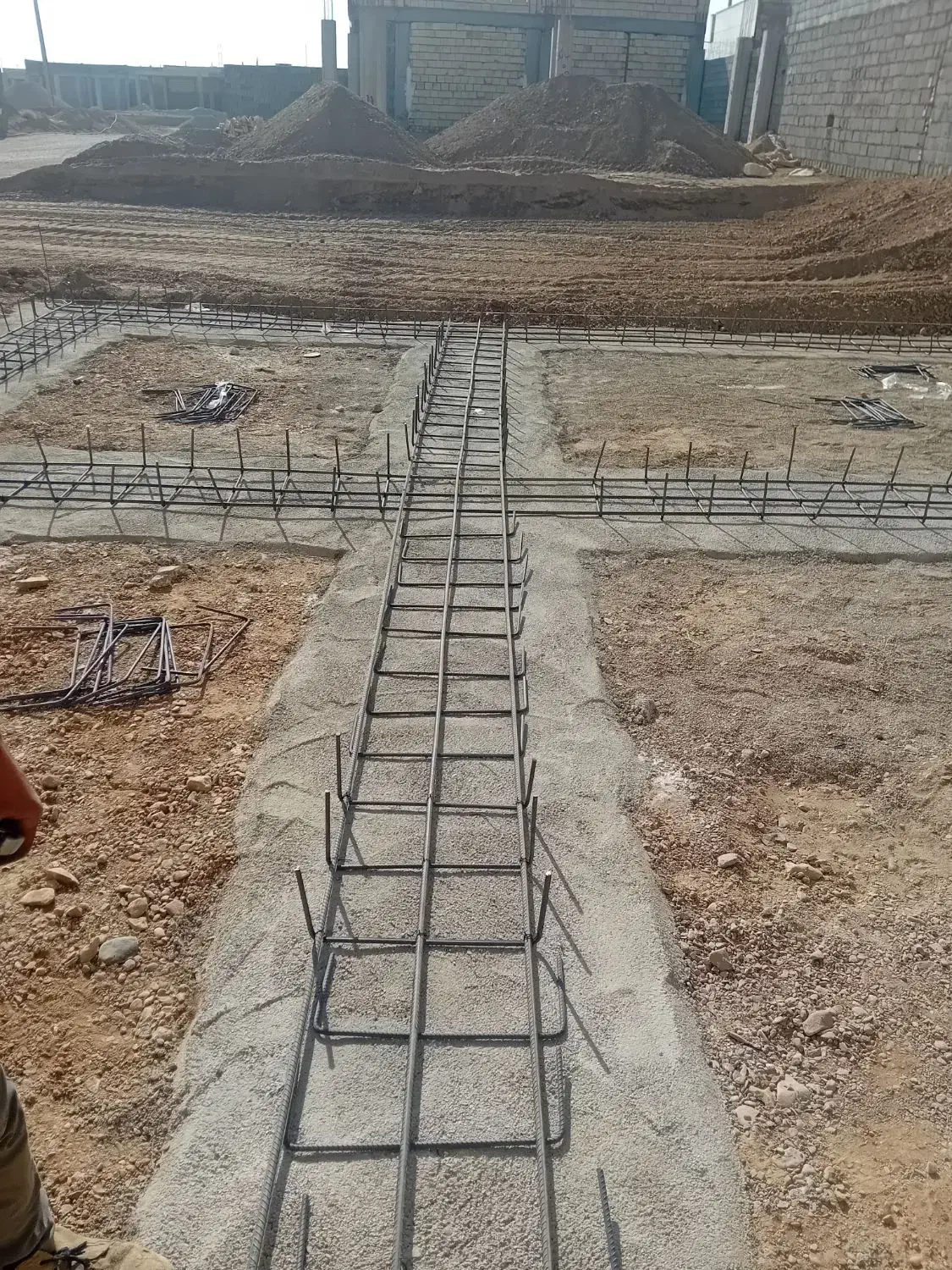 انجام اسکلت ساختمان|خدمات پیشه و مهارت|دامغان, |دیوار