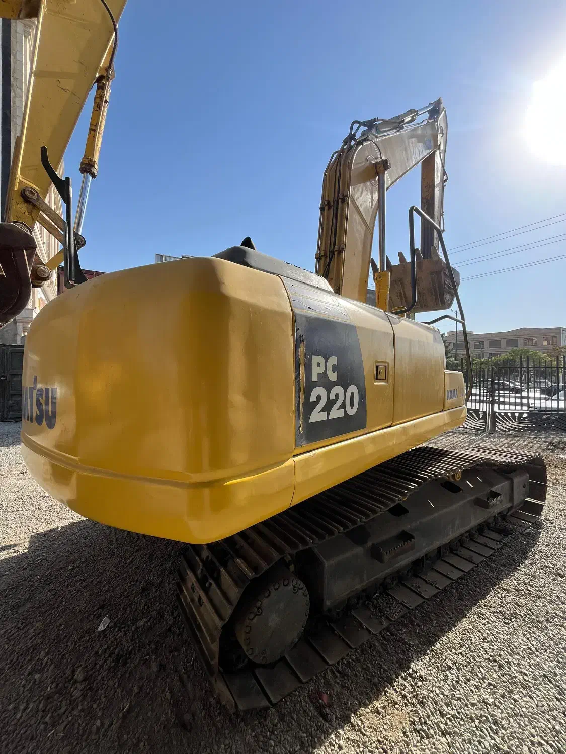 بیل میکانیکی pc 220/8|خودرو سنگین|اسلامشهر, بهرام آباد|دیوار