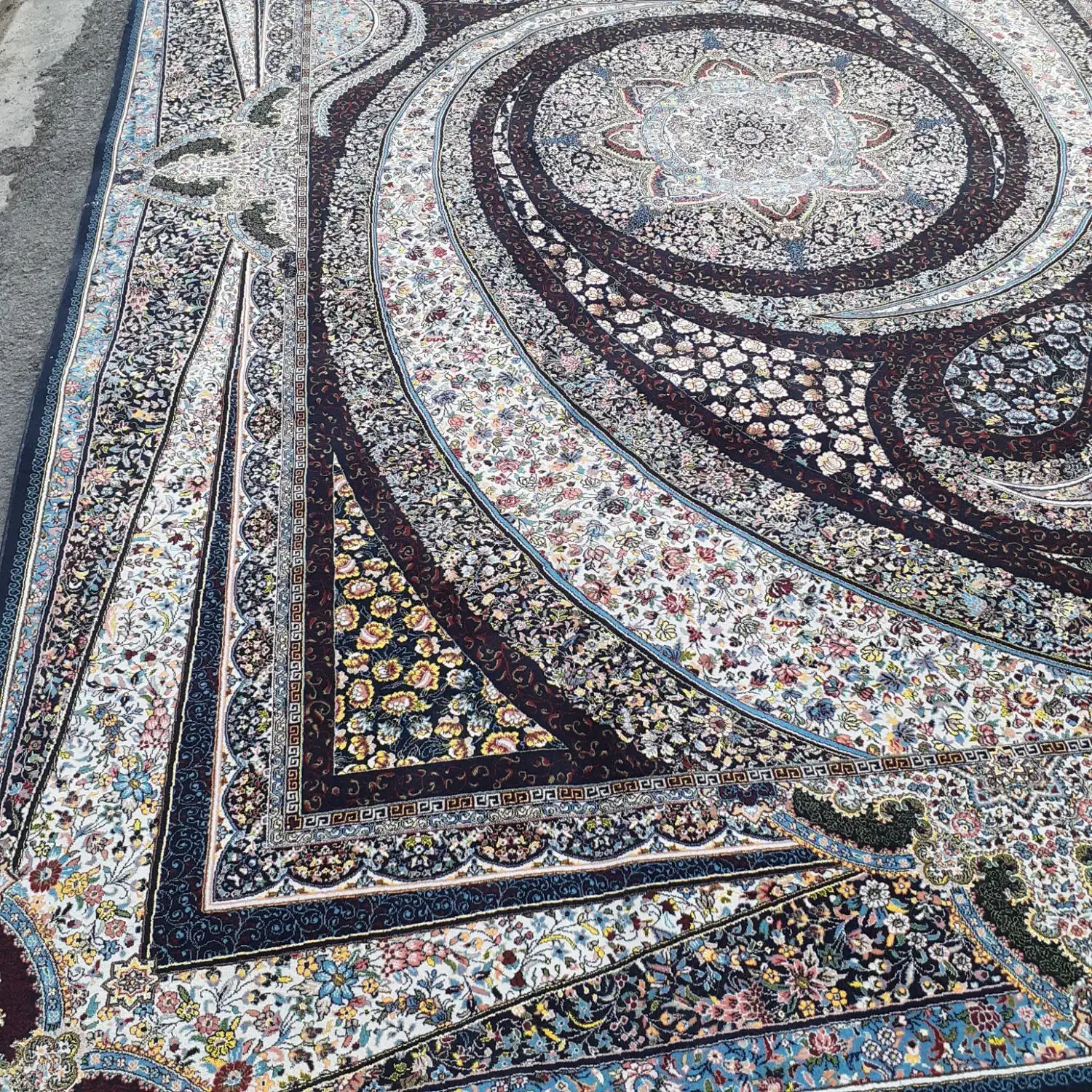 فروش و خریدار فرش|فرش|فردیس, دهکده|دیوار