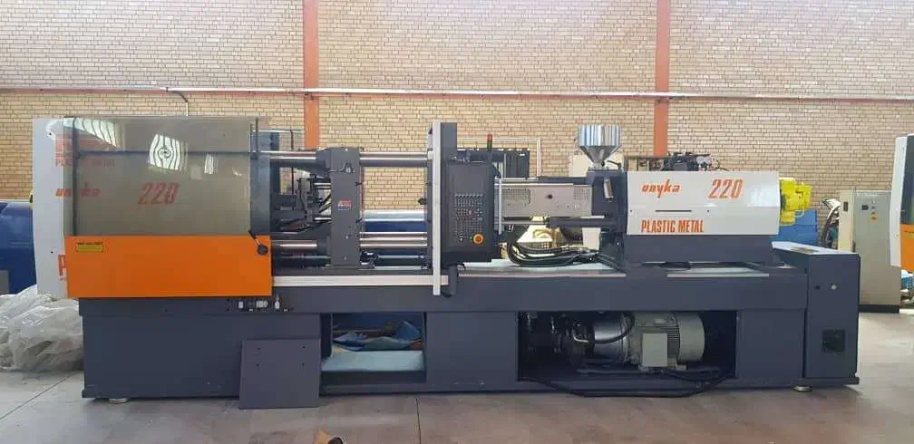 دستگاه تزریق پلاستیک سروو 220تن متال ایتالیایی|ماشینآلات صنعتی|شریفآباد, |دیوار