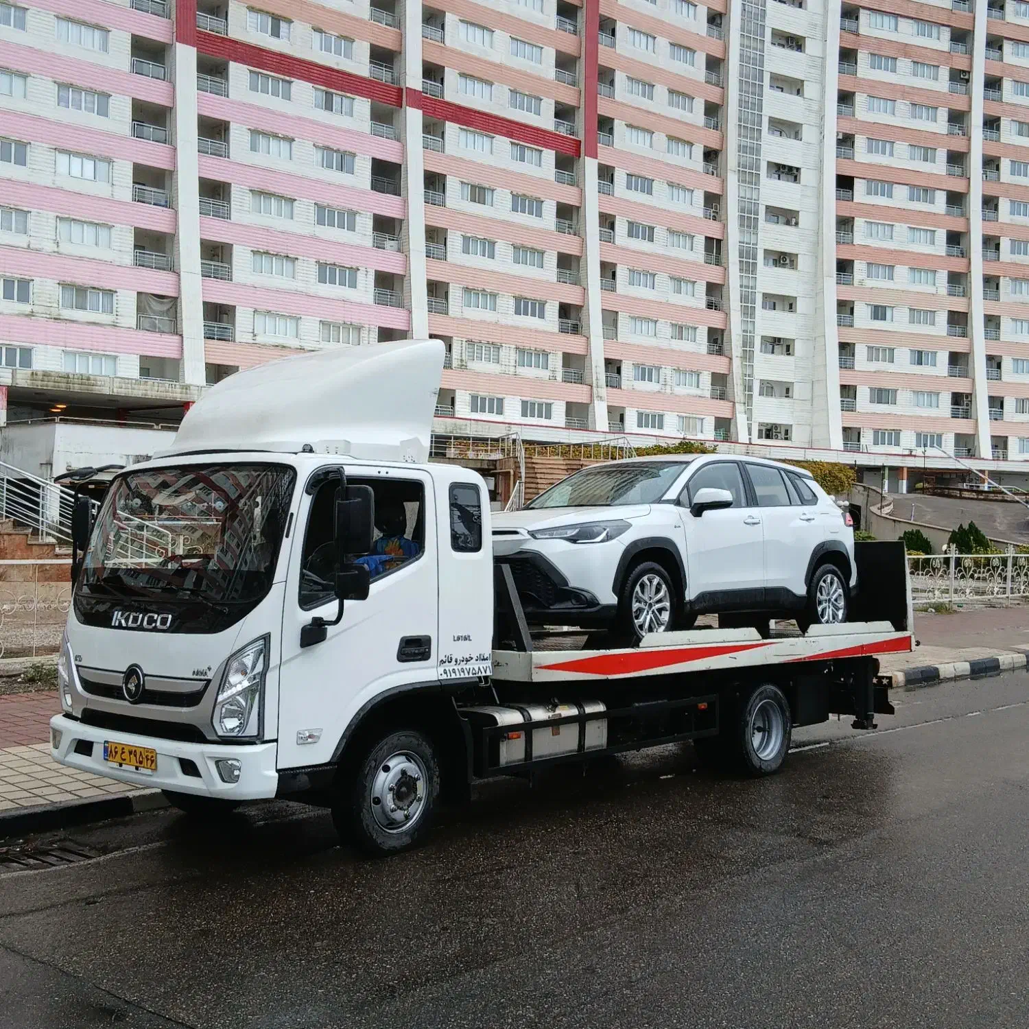 کفی خودروبر جرثقیل نیرومند|خدمات حمل و نقل|رشت, تازه آباد|دیوار