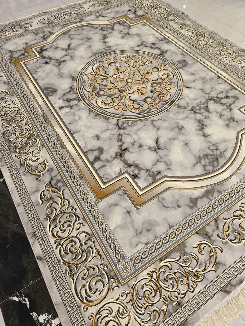 فرش 1200 شانه با تراکم 3600 با طرح و رنگ خاص|فرش|تهران, شهرک شریعتی|دیوار