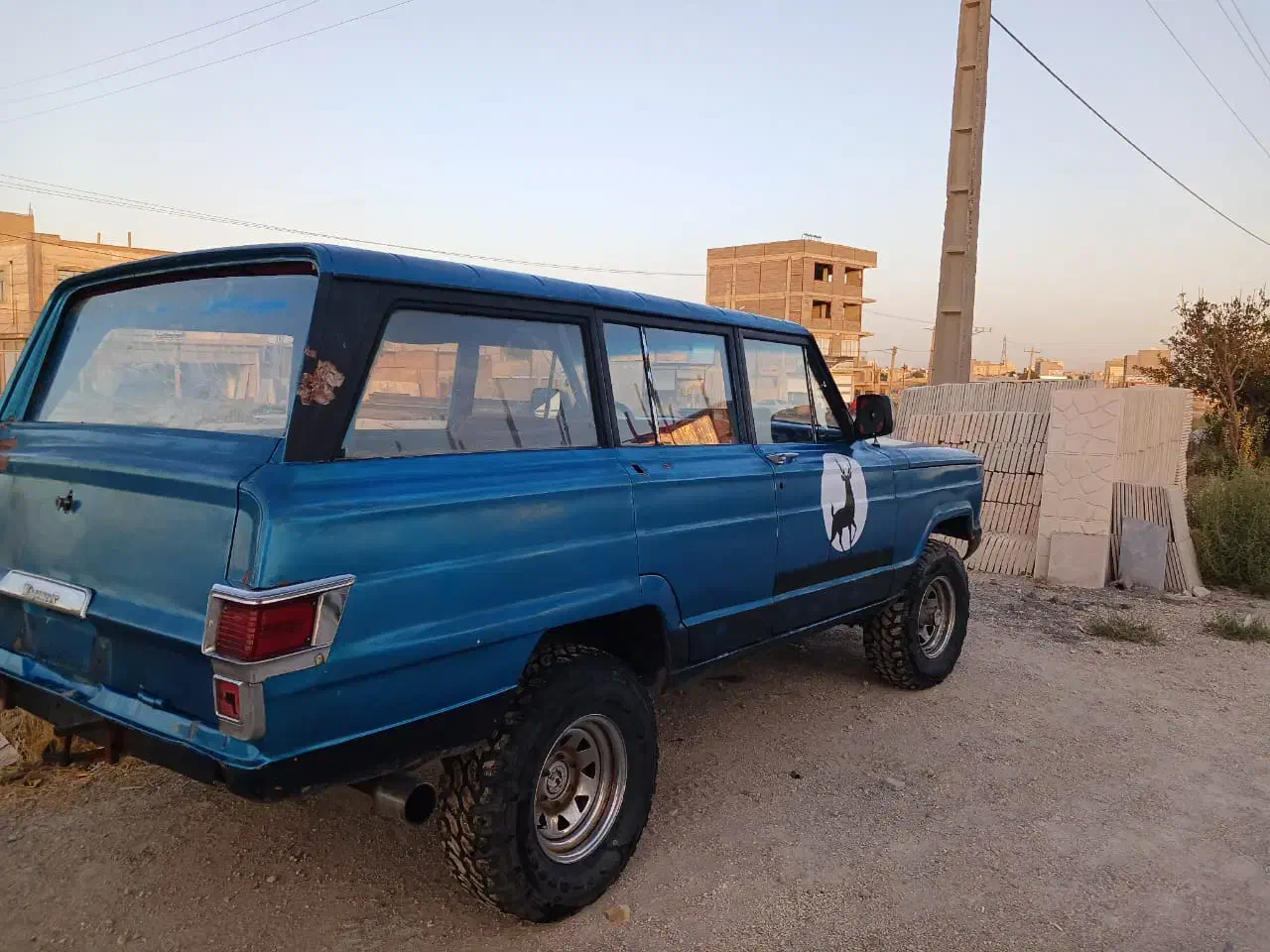 جیپ آهو 1355 آمریکایی مدارک تکمیل|خودرو کلاسیک|همدان, |دیوار