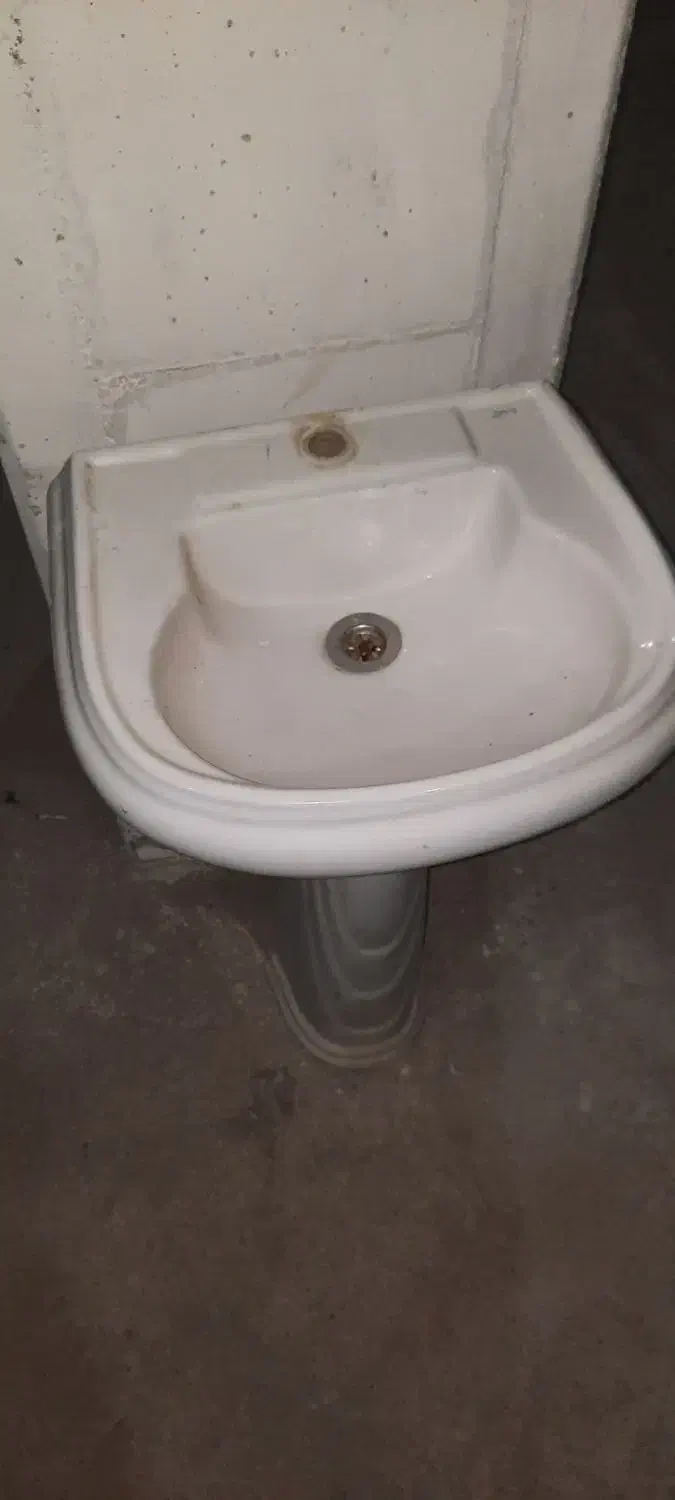 روشویی ایستاده|لوازم سرویس بهداشتی|بندرعباس, |دیوار