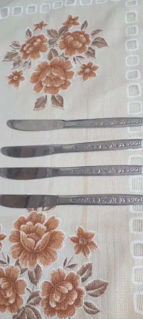 چاقو استیل ژاپن ۱۲ تایی تعداد بالا|ظروف سرو و پذیرایی|خمینی‌شهر, |دیوار