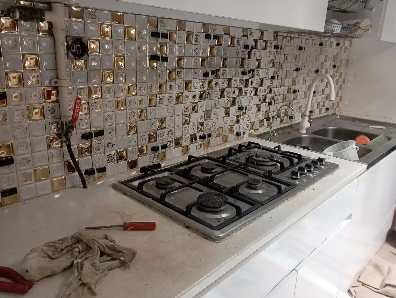 بنا بنایی کاشی کاشیکار سیمان کار سیمانکاری جوشکاری|خدمات پیشه و مهارت|قم, قلعه یزدیها|دیوار