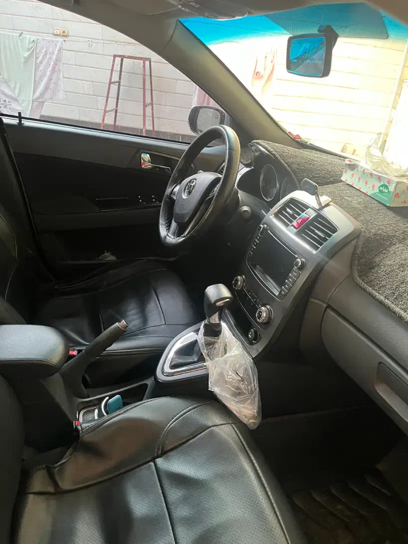 برلیانس H330 نقره ای موتور ۱۶۵۰ بزرگ ۱۳۰ تا کارکرد|خودرو سواری و وانت|تهران, افسریه شمالی|دیوار