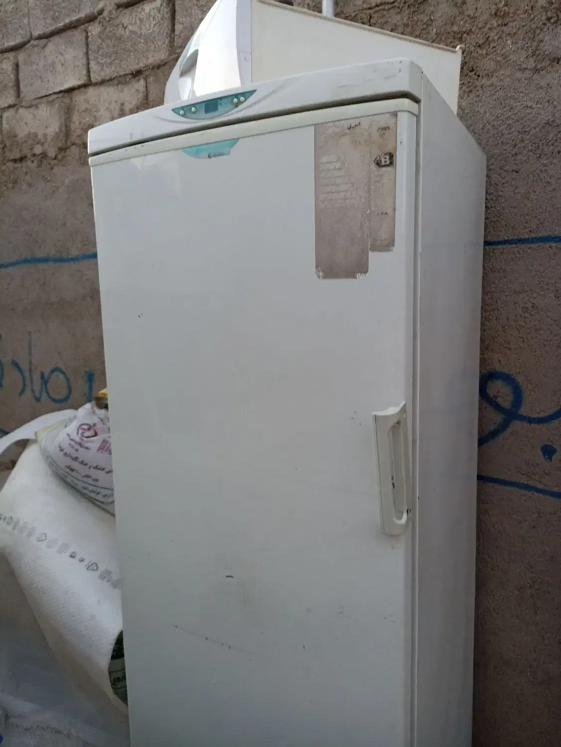 فریزر سالم|یخچال و فریزر|سبزوار, زینبیه|دیوار