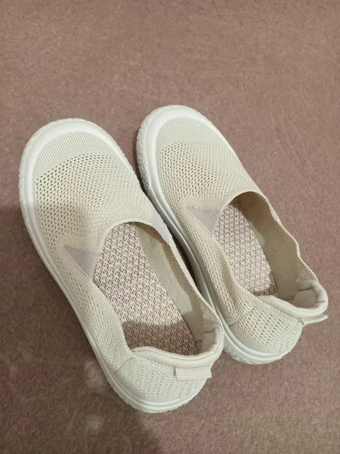 کتونی زنانه اورجینال نو|کیف، کفش، کمربند|قم, بکایی|دیوار