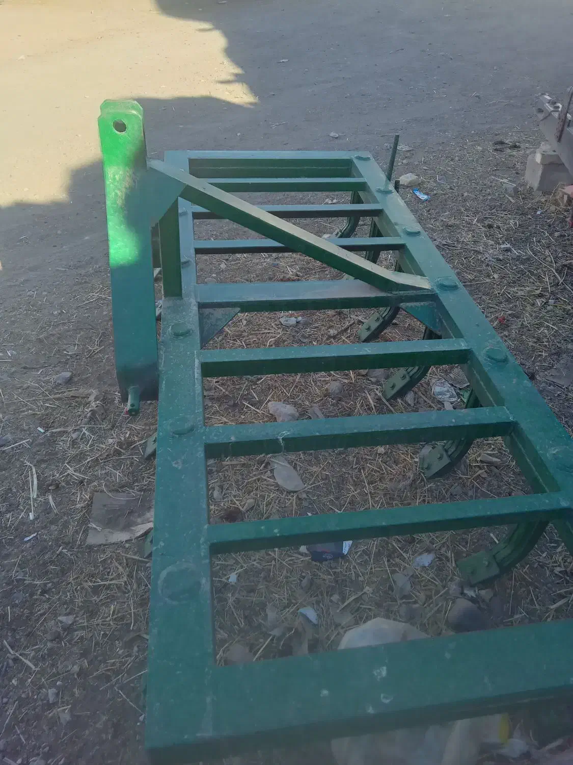 درمیخ تراکتور|قطعات یدکی و لوازم جانبی|سراب, |دیوار