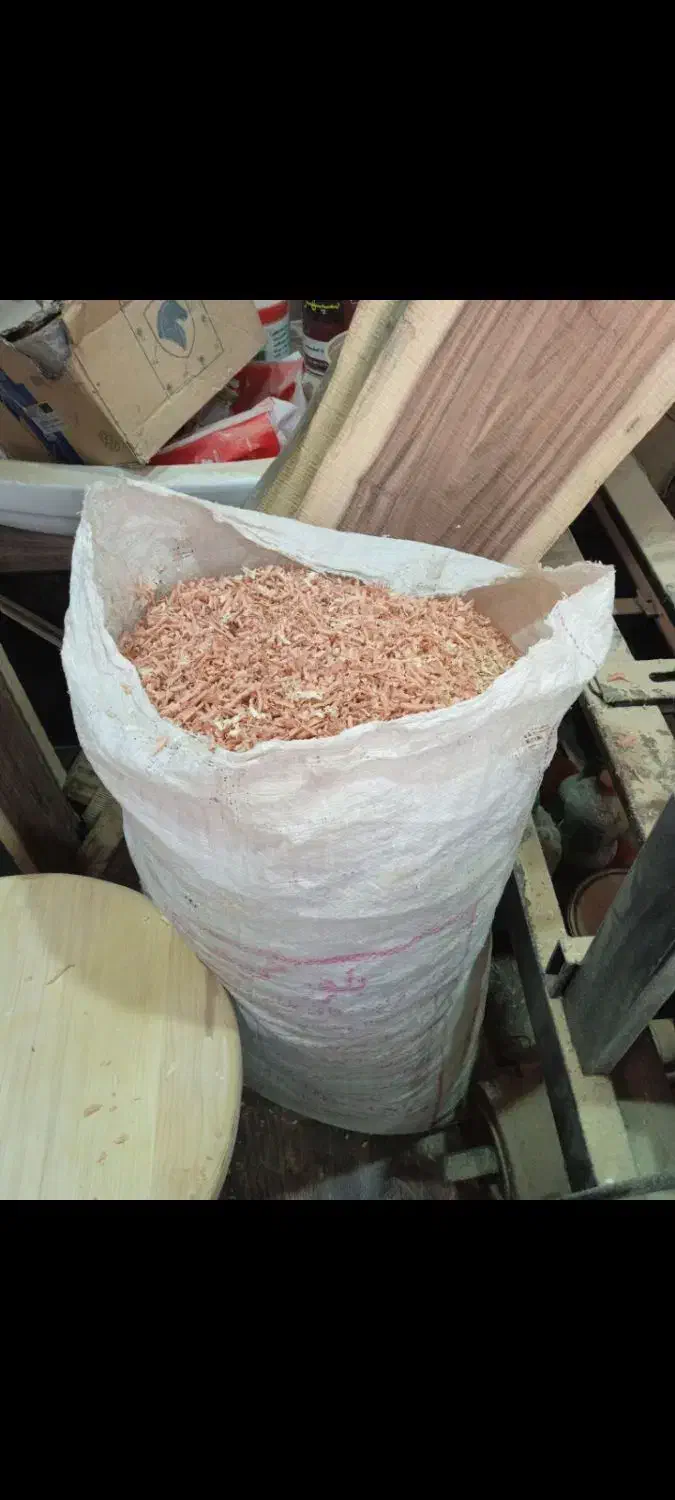 خاک اره و پوشال چوب|لوازم جانبی حیوانات|شیراز, کوزه گری|دیوار