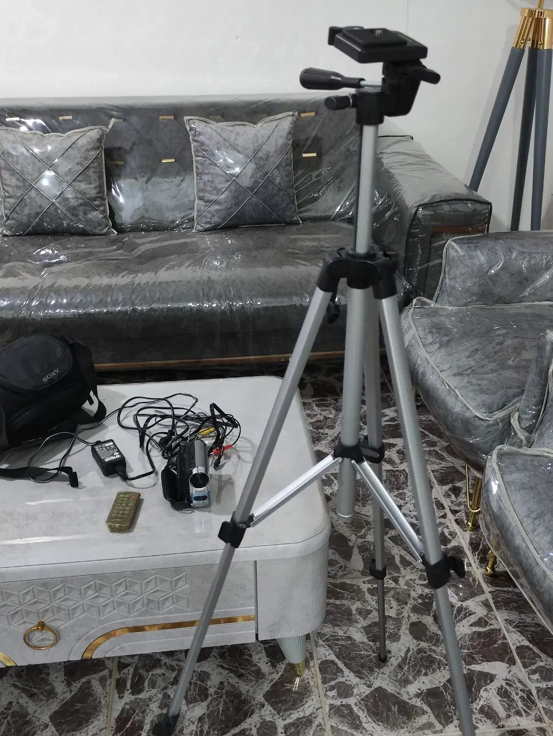 دوربین ، پایه دوربین،|دوربین عکاسی و فیلمبرداری|بندرعباس, |دیوار