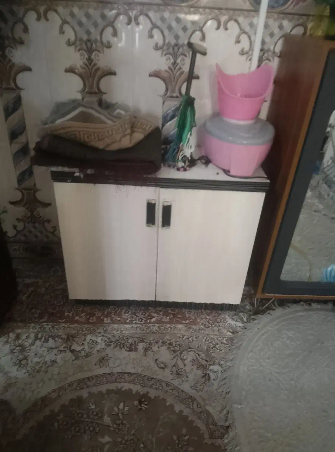 جاکفشی|جاکفشی، کمد، دراور|زاهدان, |دیوار