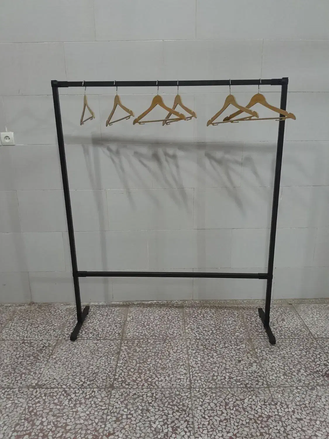 رگال|کتابخانه، شلف، قفسه‌های دیواری|رباط‌کریم, ده‌حسن|دیوار