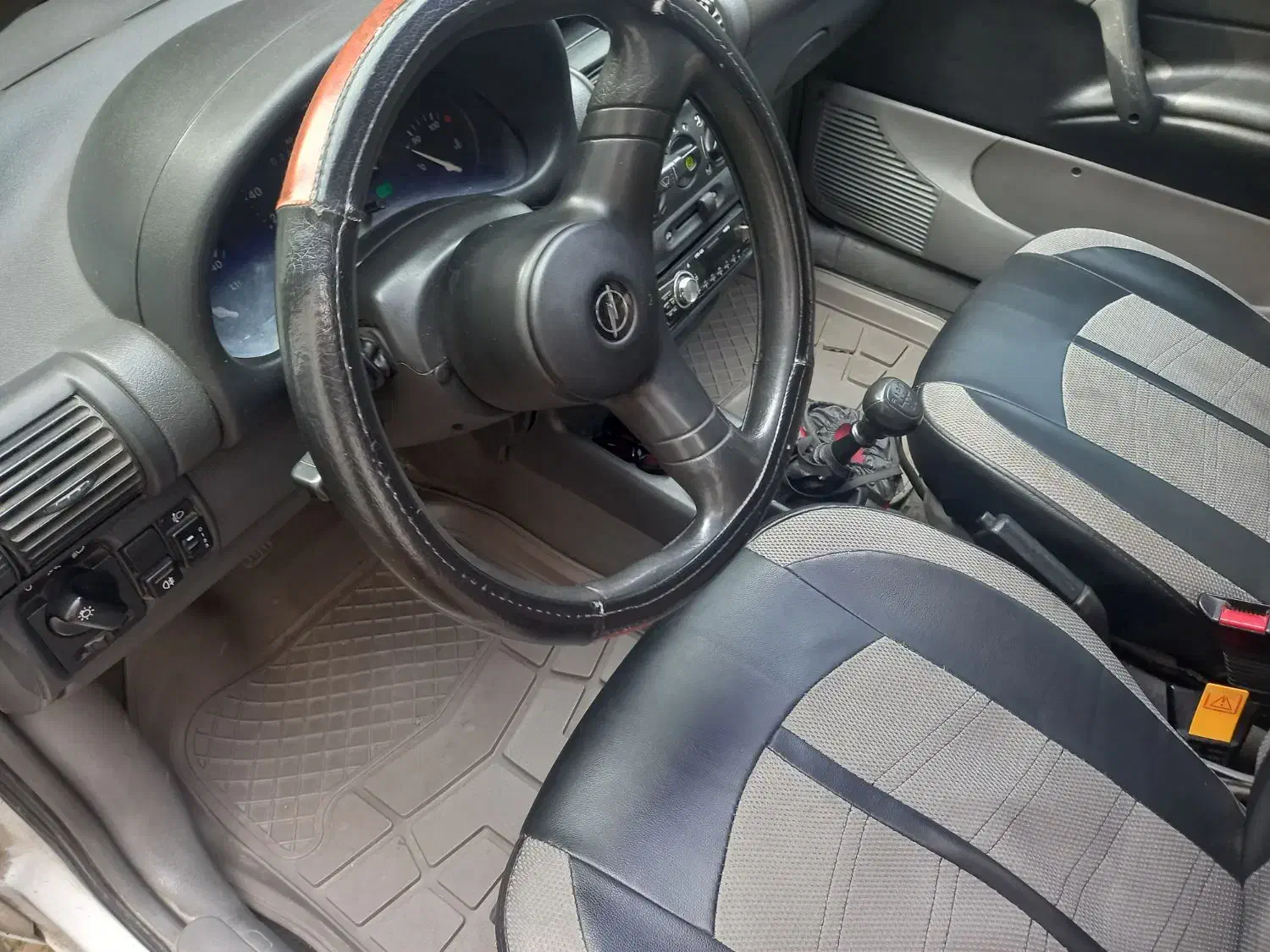 اپل کورسا مدل ۱۹۹۳|خودرو کلاسیک|بابل, |دیوار