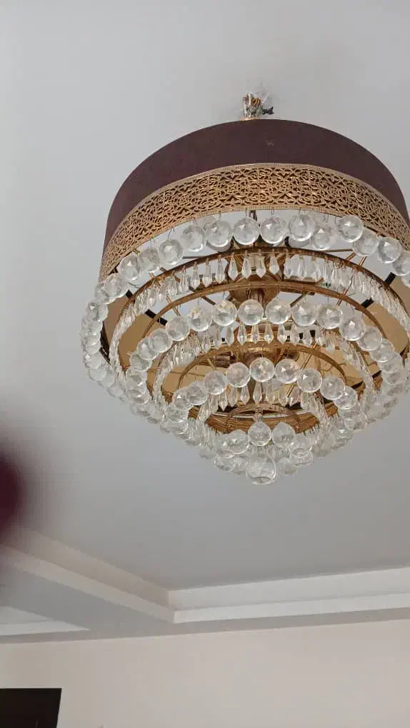 لوسترمجلسی|لوستر و چراغ آویز|هشتگرد, فاز ۲ مهستان|دیوار