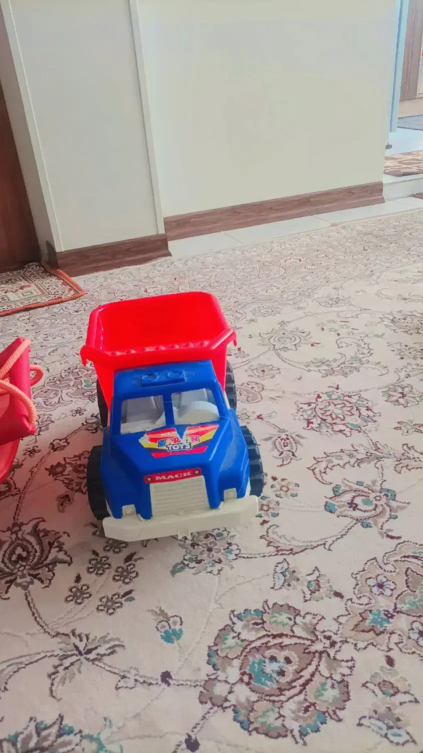 تاب کودک وماشین|اسباب‌بازی بچه|خمینی‌شهر, |دیوار