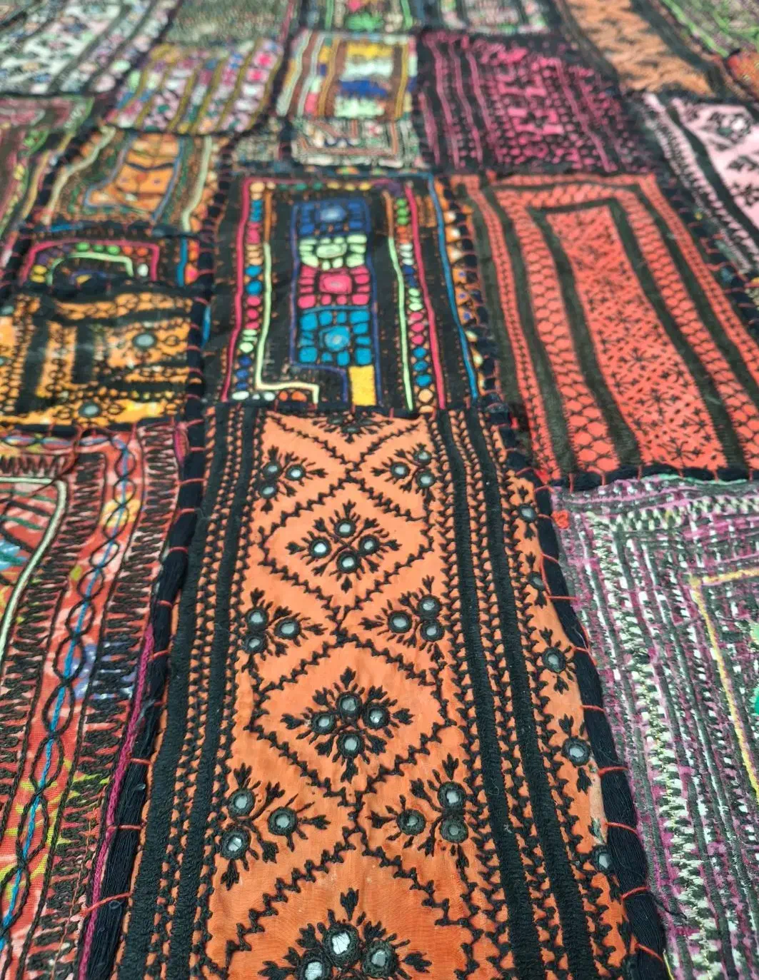 روتختی سنتی/شال مبل رو مبلی/روتختی دست دوز یک نفره|سرویس روتختی|تهران, بلوار کشاورز|دیوار