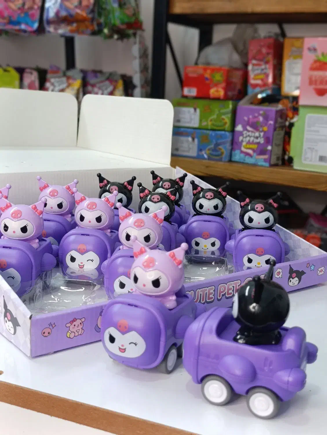 شکلات مارشمالو پاستیل ابنبات ژله اسباب بازی خارجی|خوردنی و آشامیدنی|قم, سالاریه|دیوار