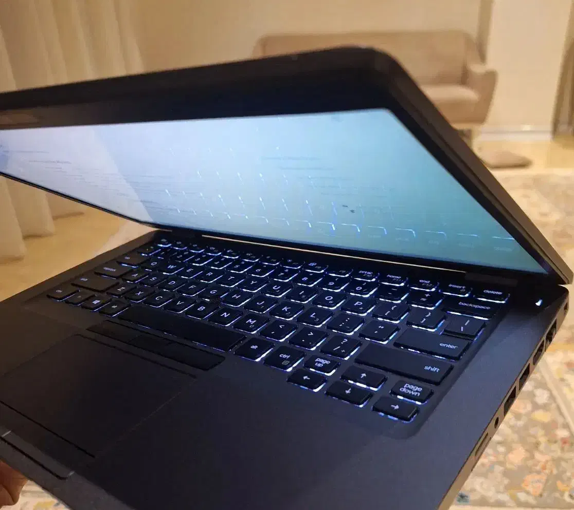 dell5400|رایانه همراه|قم, بنیاد|دیوار