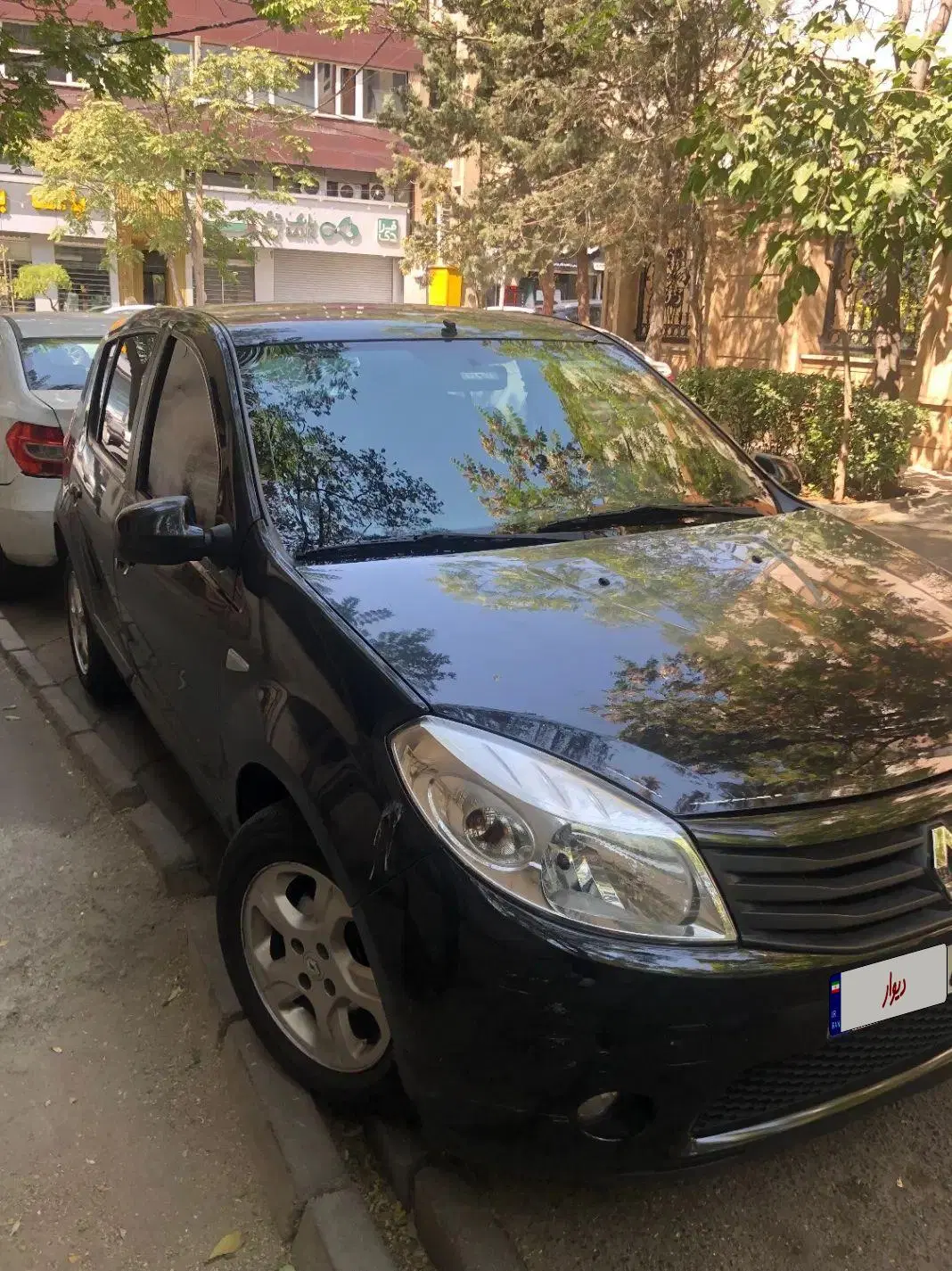 ساندرو ۱۳۹۶ مشکی|خودرو سواری و وانت|تهران, نارمک جنوبی|دیوار