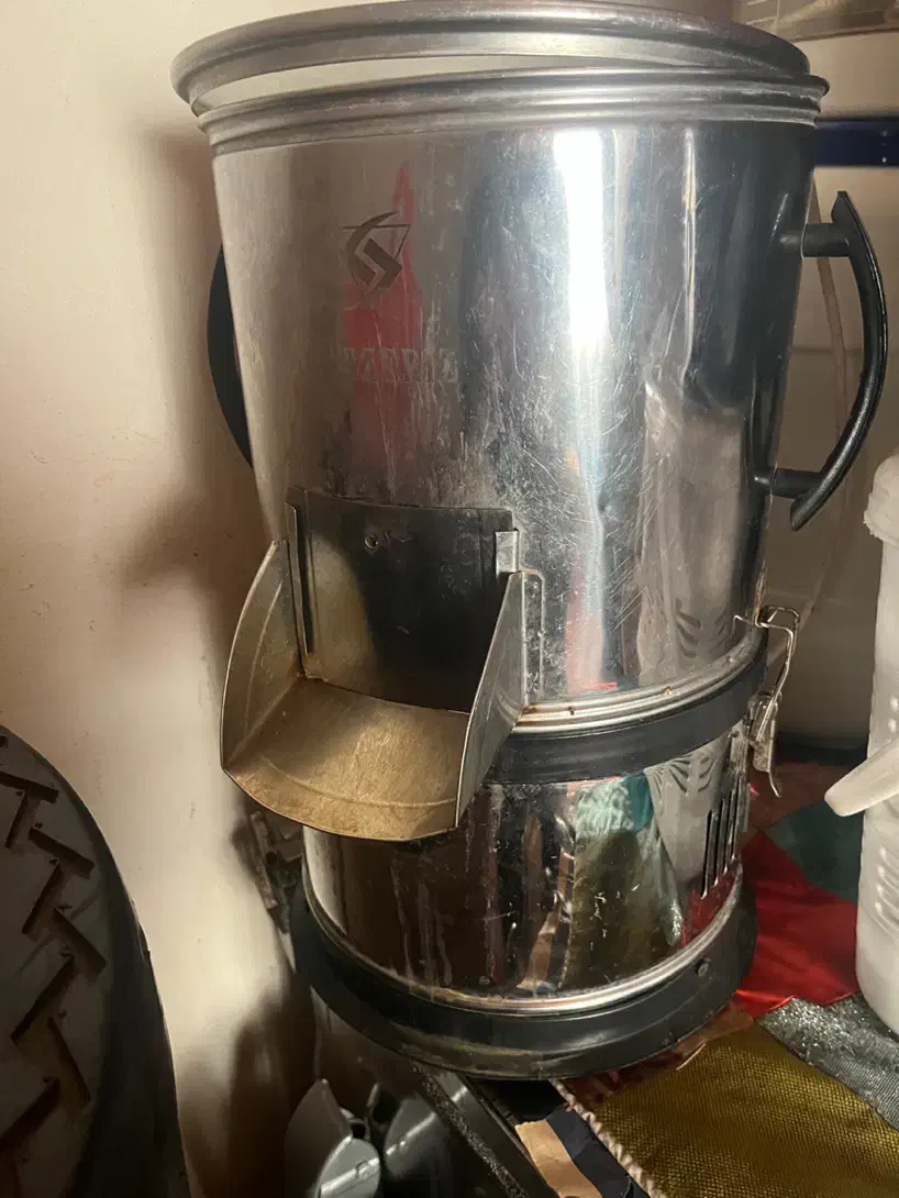 سبزی خرد کن|خردکن، آسیاب، غذاساز|نشتارود, |دیوار