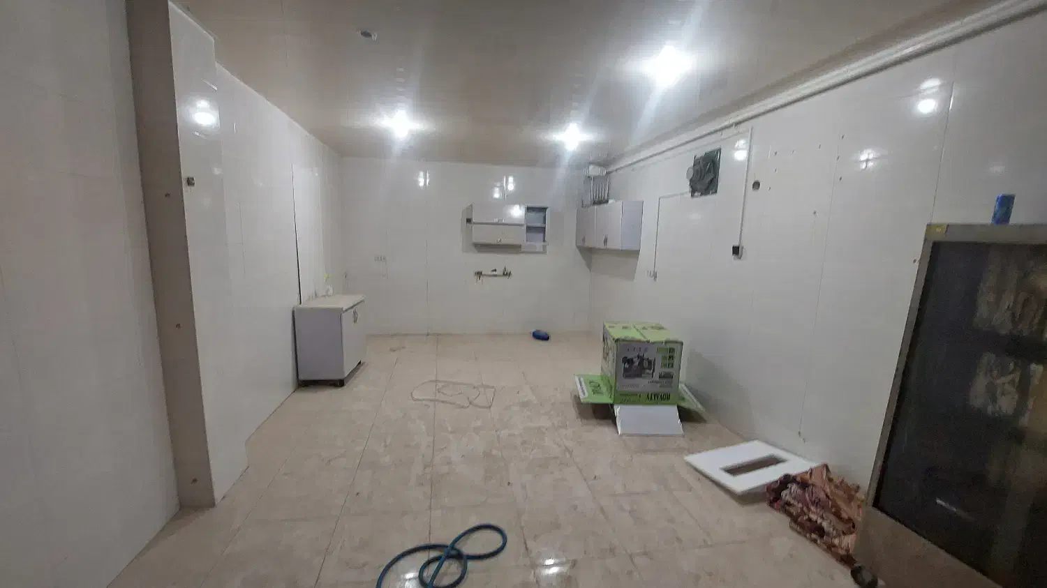 واگذاری دو باب مغازه فست فود رستوران|فروش مغازه و غرفه|بستک, |دیوار