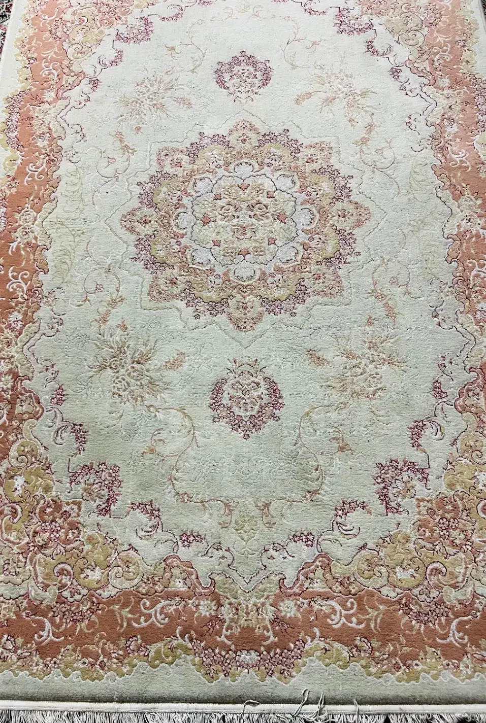 فرش ۴ متری|فرش|شیراز, زرهی|دیوار