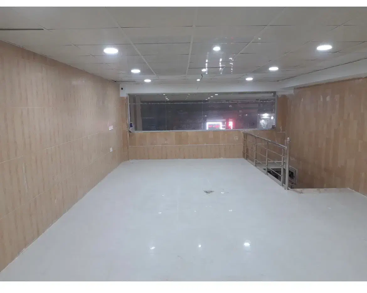 مغازه - دفتر - اصلی اقبال / قابل تمدید سالیانه|اجارهٔ مغازه و غرفه|اهواز, کوروش|دیوار