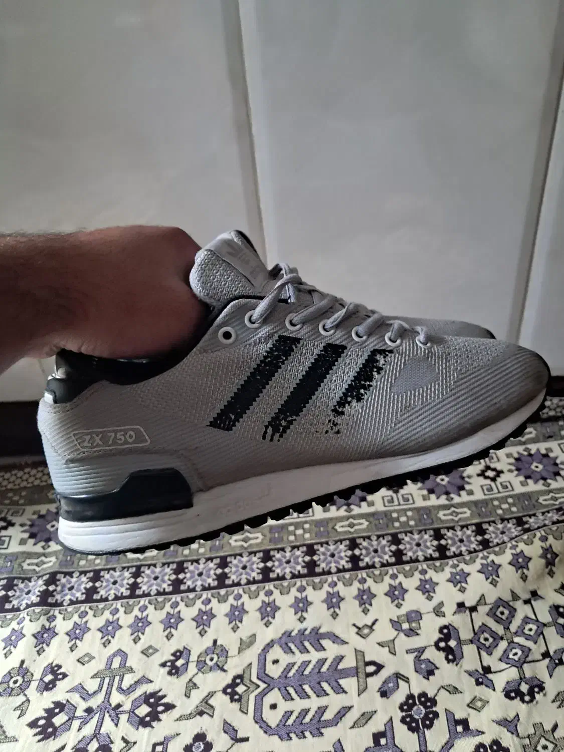 کتونی zx750 اورجینال درحد اکبند سایز۴۱.۵|کیف، کفش، کمربند|تهران, میدان میوه و تره‌بار مرکزی|دیوار