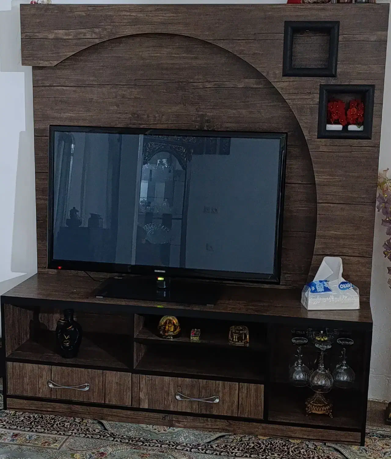 فروشی|جاکفشی، کمد، دراور|بهار, |دیوار