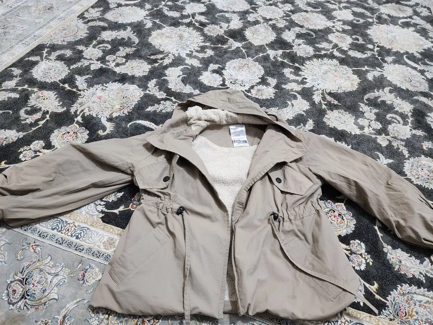 کاپشن دخترانه|لباس|قم, سیدان|دیوار