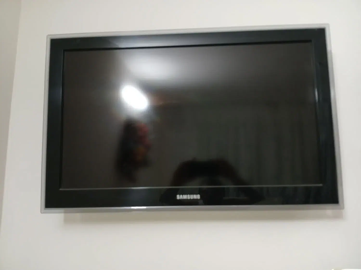 تلویزیون سامسونگ|تلویزیون و پروژکتور|نیشابور, محله میدان باغات|دیوار