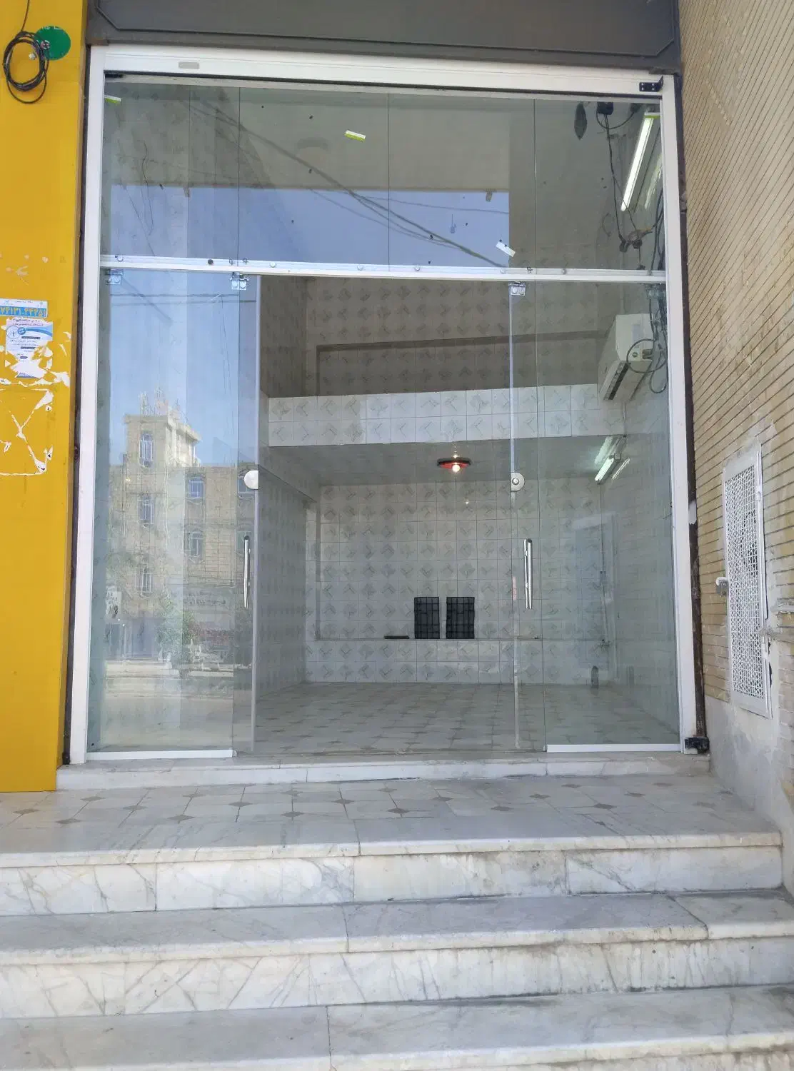 اجاره یک باب مغازه واقع در بلوار رهبری ۶۶|اجارهٔ مغازه و غرفه|جهرم, |دیوار