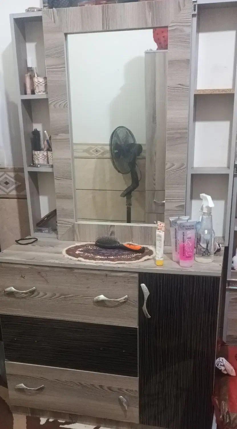 سلام میز ارایشی|جاکفشی، کمد، دراور|زرند, |دیوار