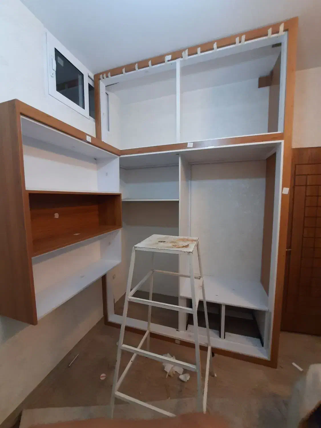 تعمیرات کابینت و کمد|خدمات پیشه و مهارت|خمینیشهر, |دیوار