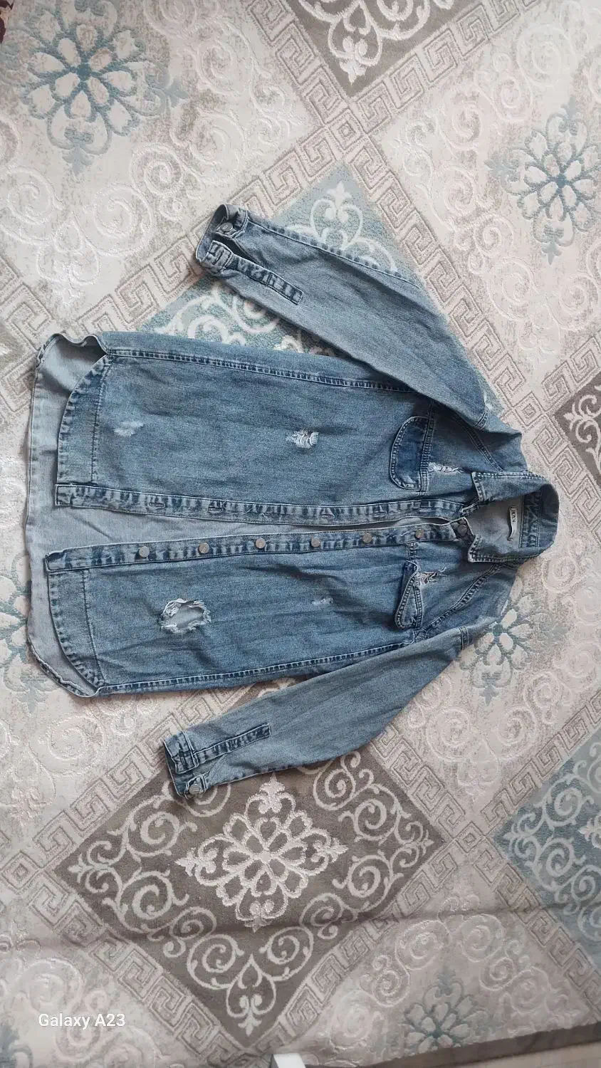 مانتولی کتی سالم وتعدادی شلوار|لباس|رباطکریم, رباطکریم|دیوار