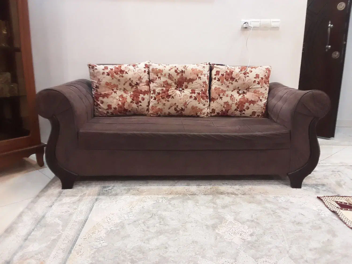 مبل|مبلمان خانگی و میز عسلی|لاهیجان, لیل|دیوار