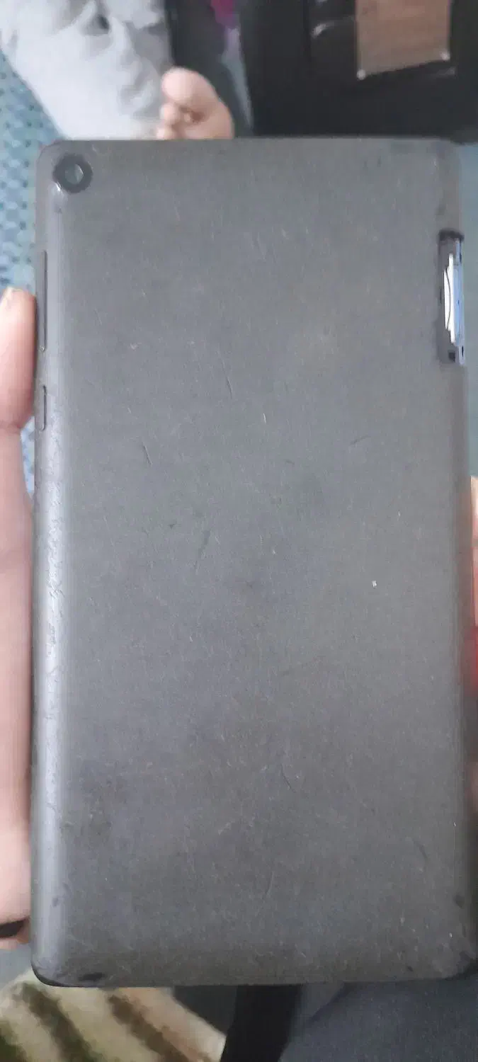 تبلت لنووا|تبلت|مشهد, انصار|دیوار