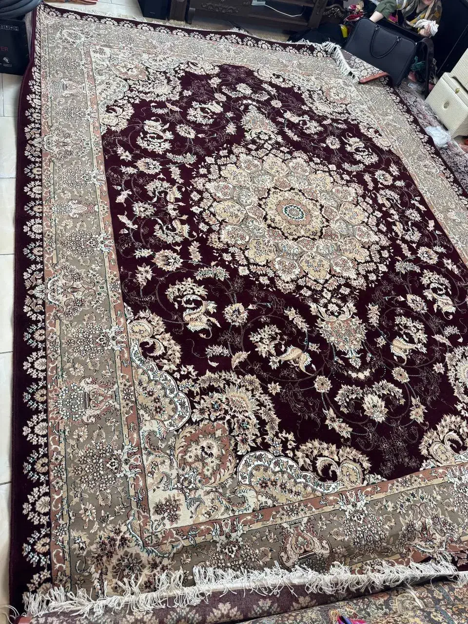 فرش 12 متری|فرش|مشهد, کوشش|دیوار