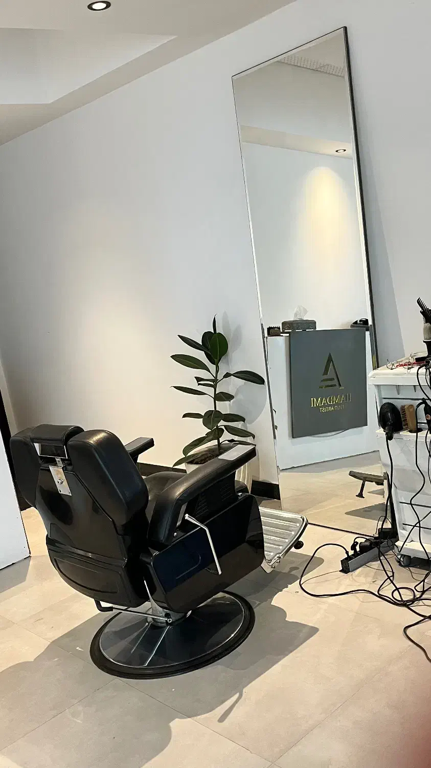 جذب همکار در آرایشگاه مردانه گلسار|استخدام درمانی، زیبایی، بهداشتی|رشت, دیلمان|دیوار