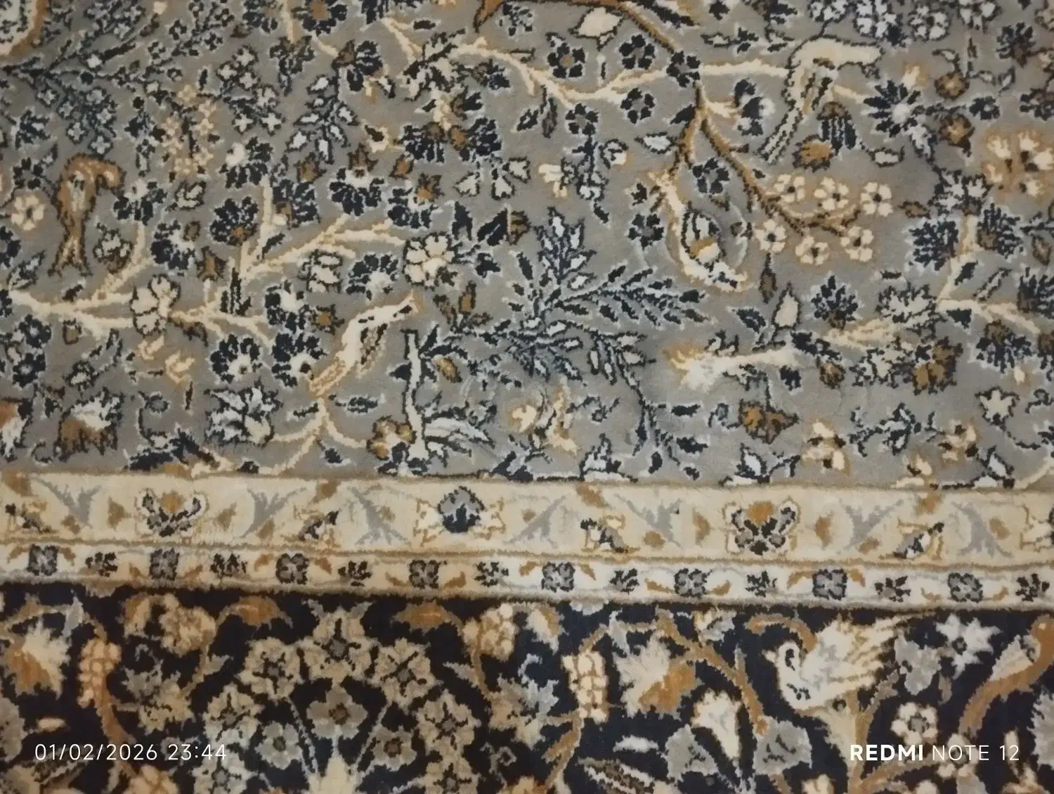 مقداری وسایل منزل|فرش|تنکابن, |دیوار