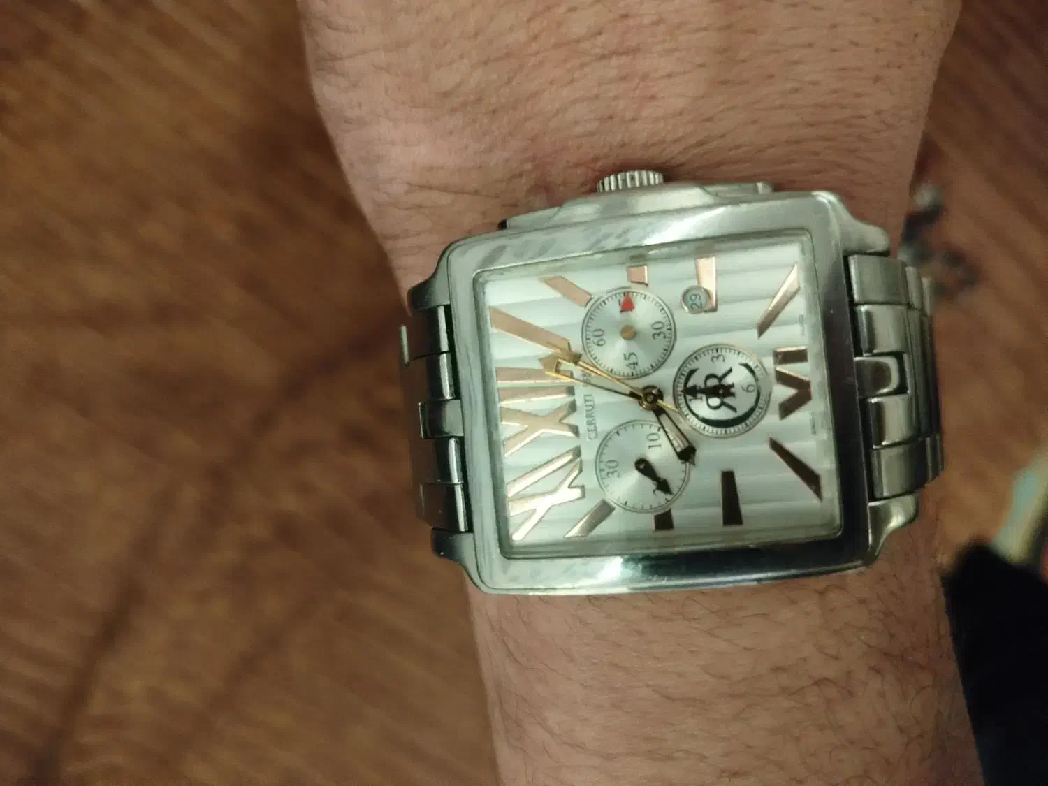 ساعت برند CERRUTI|ساعت|رشت, پل تالشان|دیوار