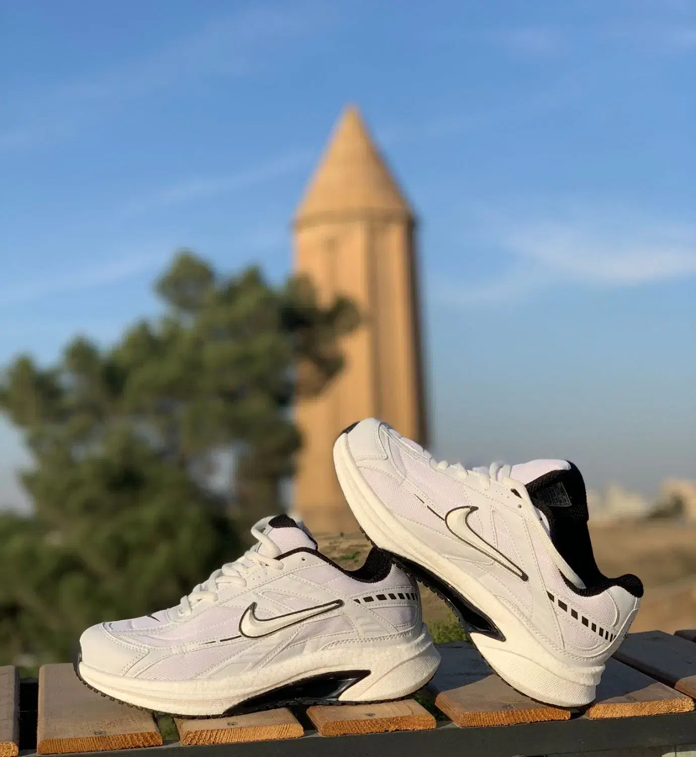 نایک intitor|کیف، کفش، کمربند|گنبد کاووس, |دیوار