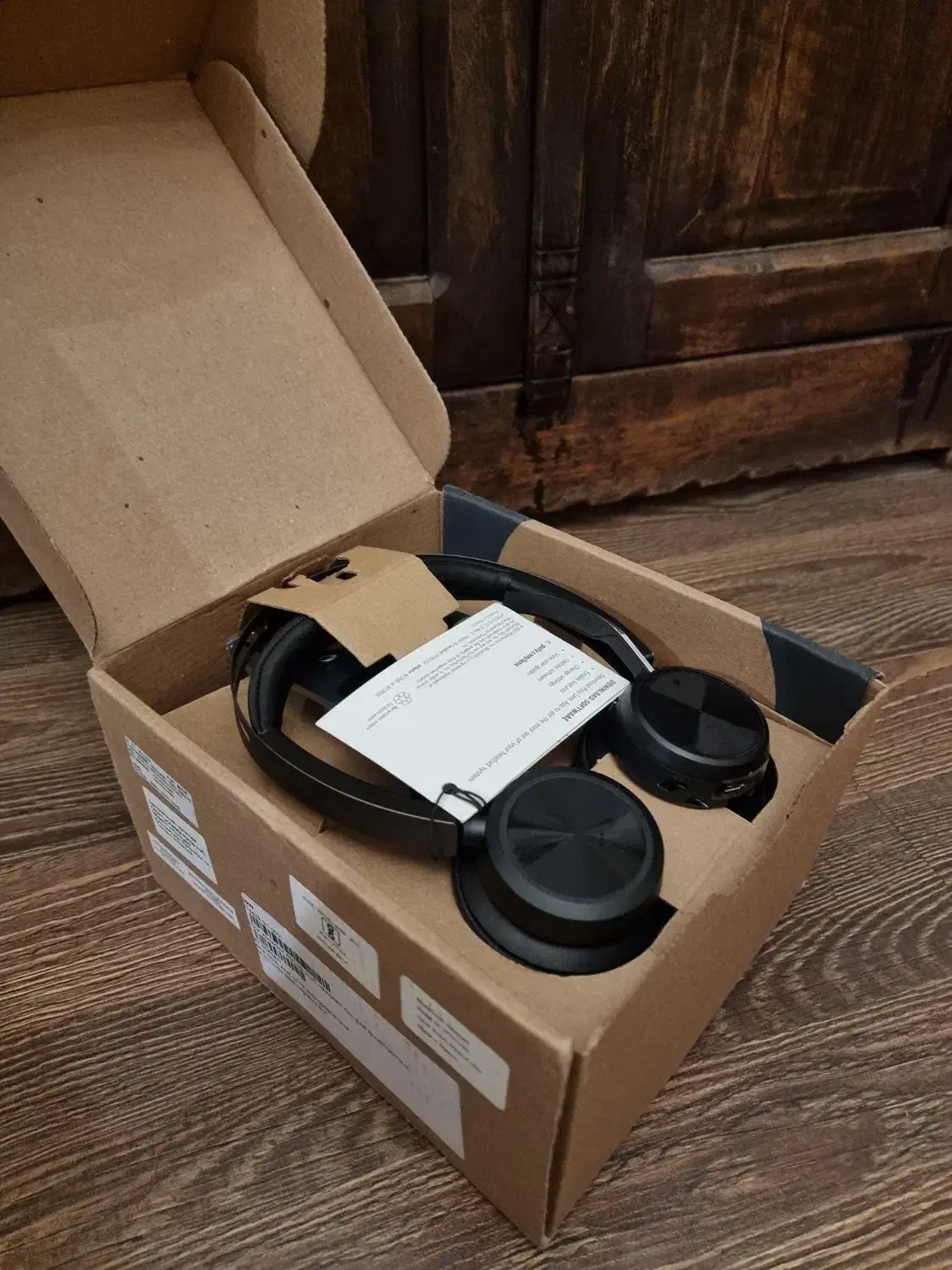 هدست اروپایی Poly مدل Voyager Focus 2|قطعات و لوازم جانبی رایانه|تهران, قیطریه|دیوار