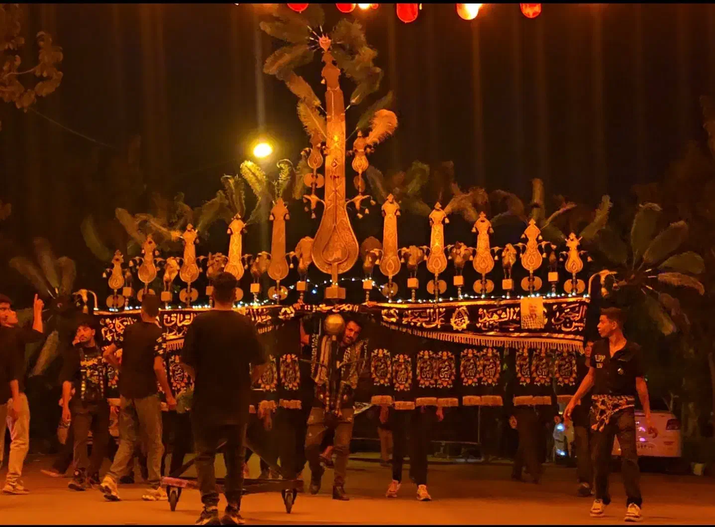 علامت ۱۳تیغه|کلکسیون اشیاء عتیقه|مبارکه, |دیوار