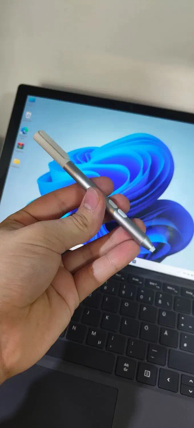 surface pro 5 به همراه قلم|رایانه همراه|فردیس, فردیس|دیوار