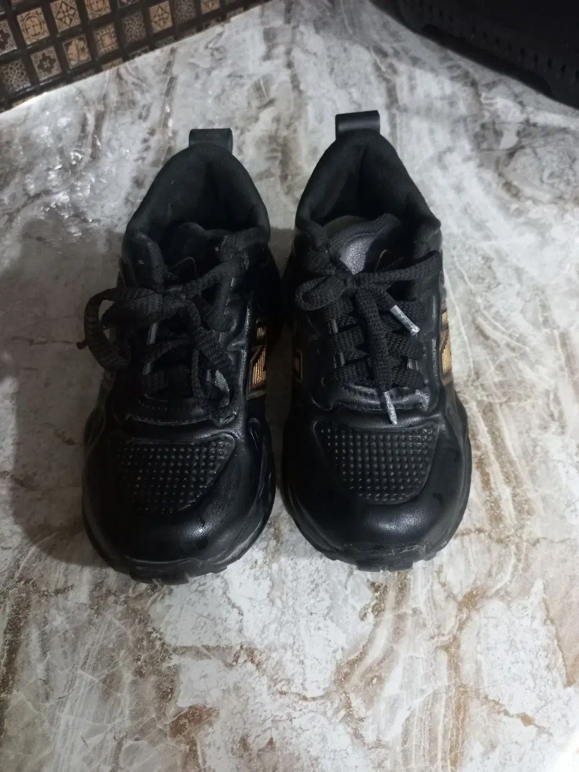 کفش اسپرت بچه گانه سایز۲۶-۲۷|کفش و لباس بچه|اهواز, زیباشهر|دیوار