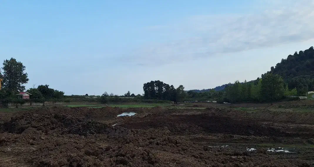 فروش خاک آبرفتی مرغوب (ماسه رودخانه ای)|خدمات باغبانی و درختکاری|آستارا, |دیوار