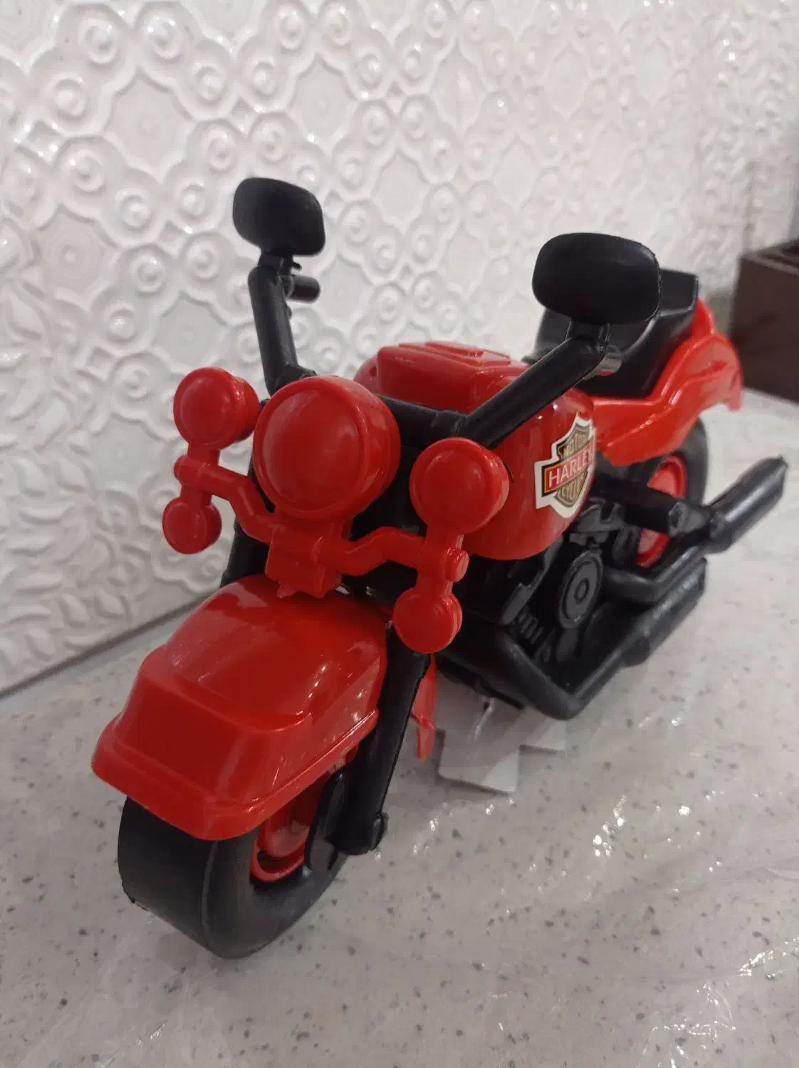 موتور  بازی|اسباب‌بازی بچه|رشت, پیرکلاچای|دیوار